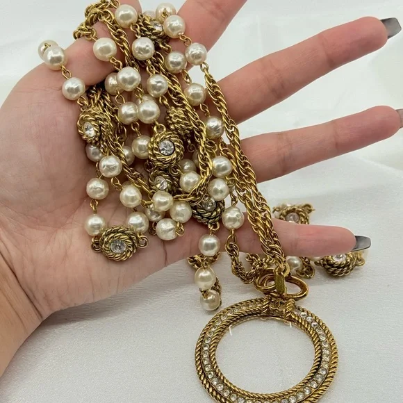 Chanel Vintage Pearl Crystal  Magnifying Glass Pendant Necklace XL - Picture 6 of 12